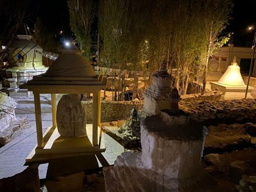 Hostal Gomang House
