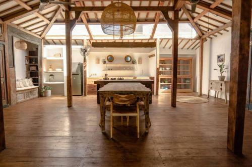 Unique Villa In Canggu With Big Garden And Pool