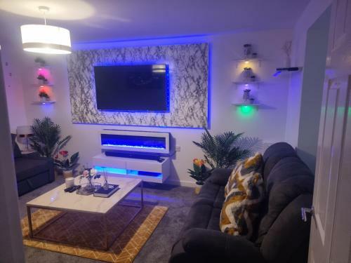 Stylish And Modern 4 Bed New Build