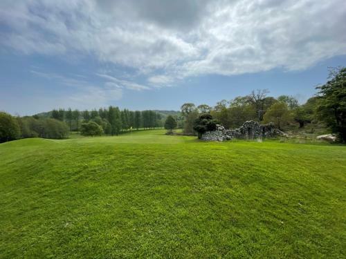 Pass The Keys Beautiful 3br Lodge - Stunning Beach And Golf Location
