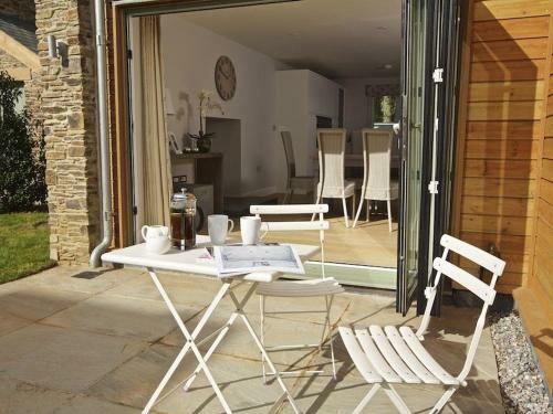 3 The Drive, Hillfield