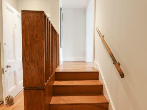 Apartment 3 Royal Dart