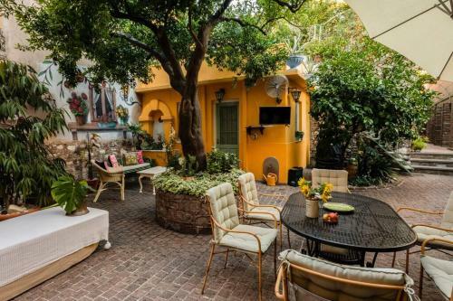 3br Venetian-style Villa In Mytilene City Centre