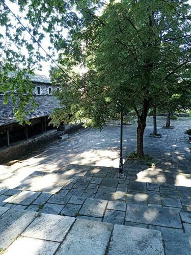 Hostal Karidia Suites