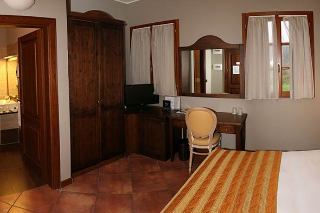 Hotel Cascina Canova