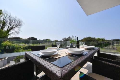 Luxury Villa Harbor