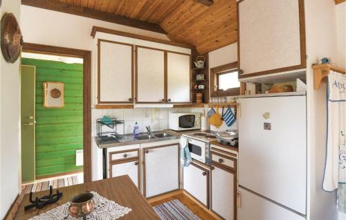 Awesome Home In Sj�tofta W/ 2 Bedrooms