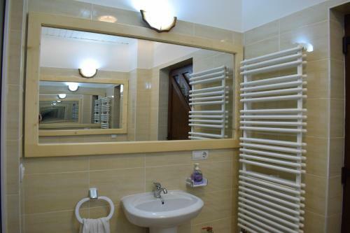 Hostal Pensiunea Potcovaru