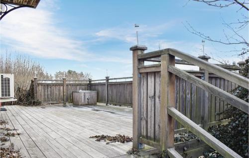 Stunning Home In Halltorp With Wifi And 3 Bedrooms