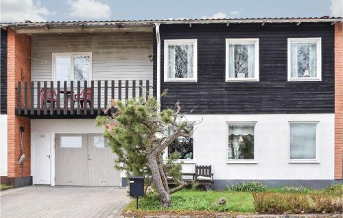 Stunning Home In Storebro W/ 3 Bedrooms