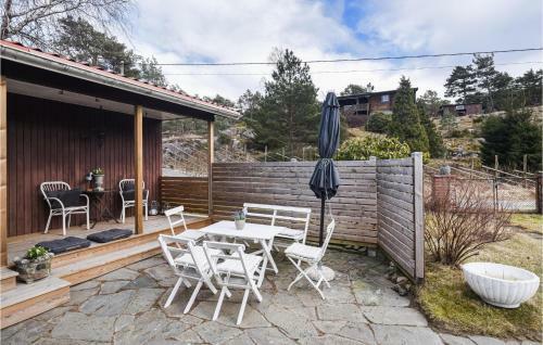 Amazing Home In Str�mstad With Wifi And 3 Bedrooms