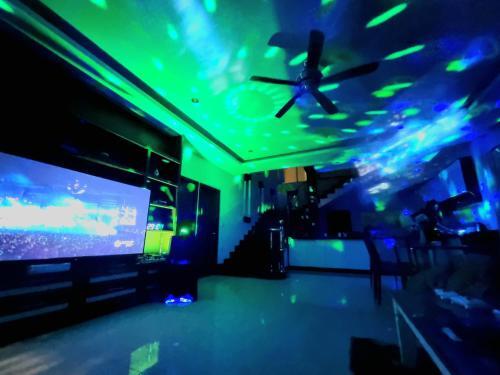 The Uni Pool Villa 1