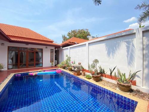 Hostal Pratamnak Pool Villa #248