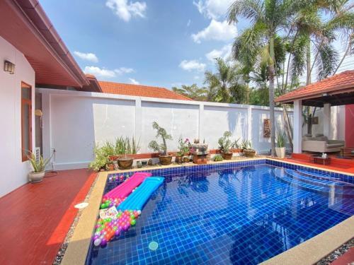 Hostal Pratamnak Pool Villa #248