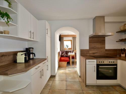 Stunning Apartment In Umhausen With Terrace