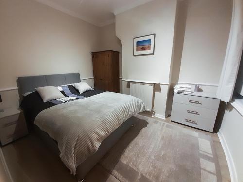 Welcoming 4 Bed Holiday Home In Eastbourne