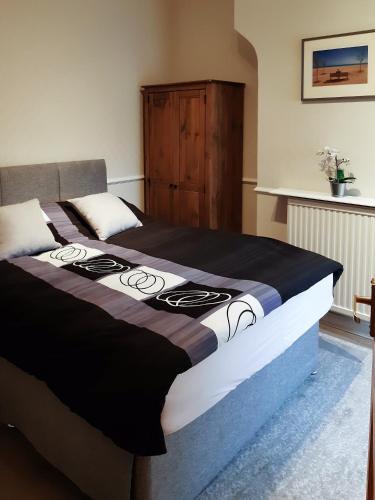 Welcoming 4 Bed Holiday Home In Eastbourne