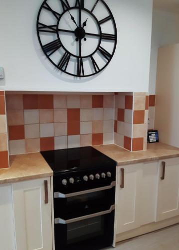 Welcoming 4 Bed Holiday Home In Eastbourne