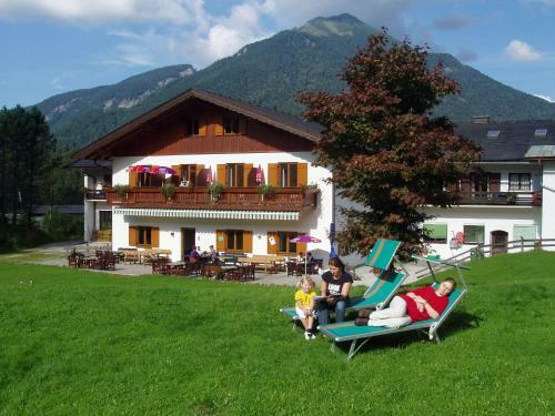 Hostal Hotel Gasthof Zur Wacht