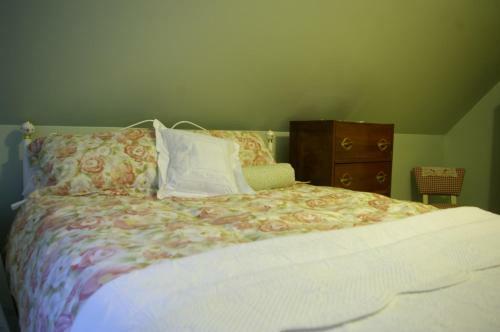 Holmesdale House Bed And Breakfast