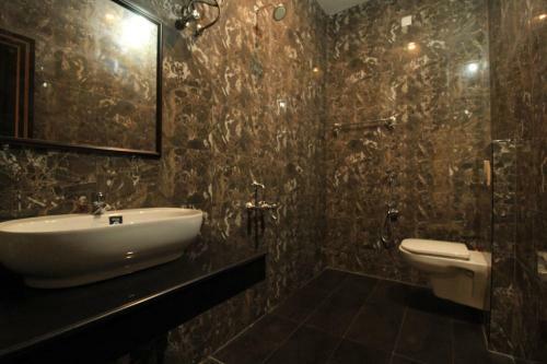 Hotel Bansuri Beach Resorts
