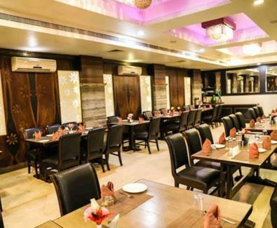 Simran Heritage(business Hotel
