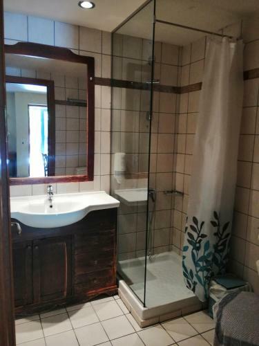 Eleni Beach Apartment