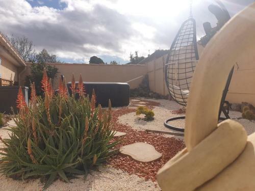 Villa 8p Piscine+ Spa+clim+ 4 Sdb Proche Des Plages