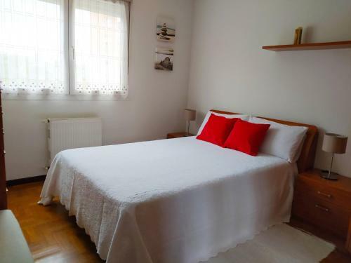 Apartamento de 2 Hab. Con Todo Lo Necesario.
