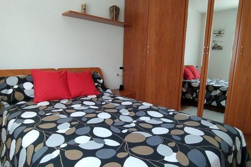 Apartamento de 2 Hab. Con Todo Lo Necesario.