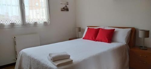 Apartamento de 2 Hab. Con Todo Lo Necesario.