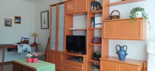 Apartamento de 2 Hab. Con Todo Lo Necesario.