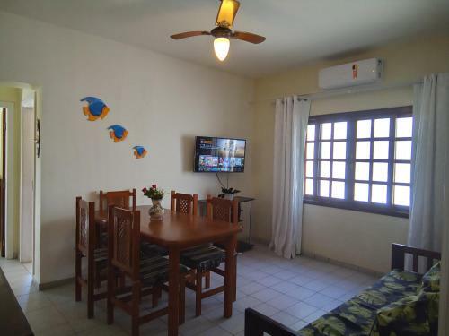 Apartamento 2 Dormit�rios Ubatuba Frente P Mar
