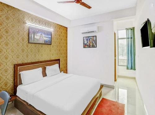 Hostal Hotel Bliss At Noida City Center