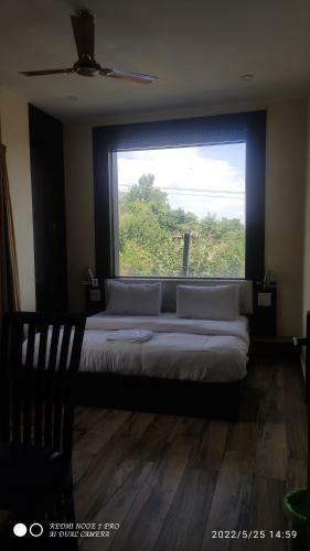 Hotel Dhauladhar Hills