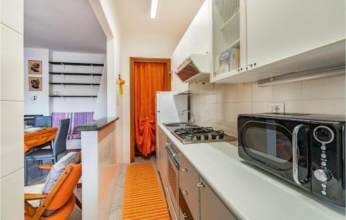 Beautiful Apartment In Grosseto With 2 Bedrooms