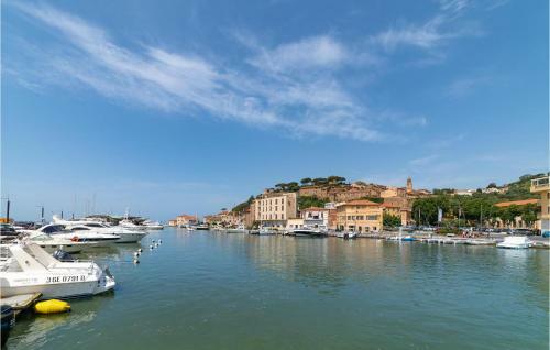 Beautiful Apartment In Grosseto With 2 Bedrooms