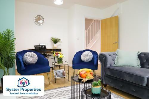 Watkin Heights- 5 Bed Lovely Home/ Groups/work /families
