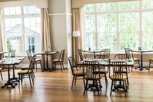 Hotel Peppers Manor House