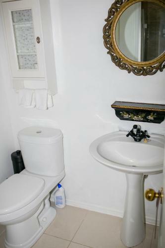Bed & Breakfast A La Villa Rivermead