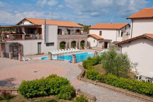 Apartamento Borgo Valmarina