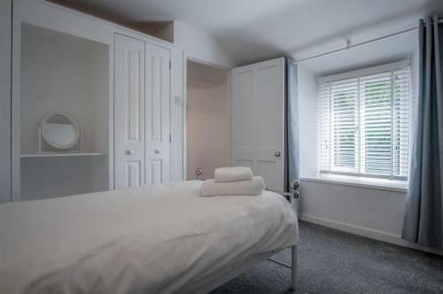 Coastland Cottage - 2 Bedroom Cottage - Manorbier