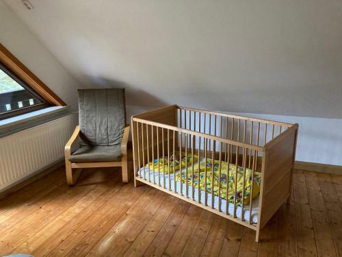 Kleines Haus Am Waldrand
