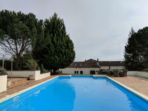 Stunning 7-bed Vineyard Masters House In Dieulivol