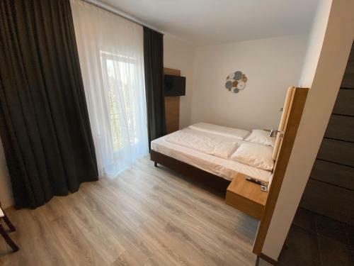 Hotel Limok Rooms