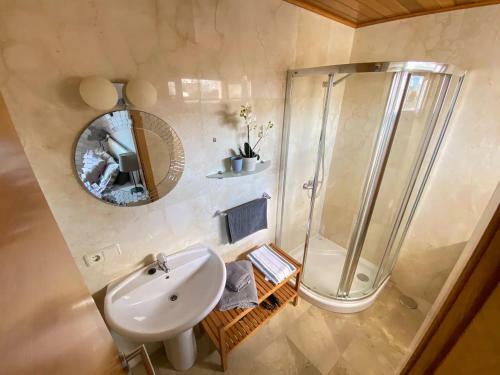 Villa Sea Breeze Ocean View