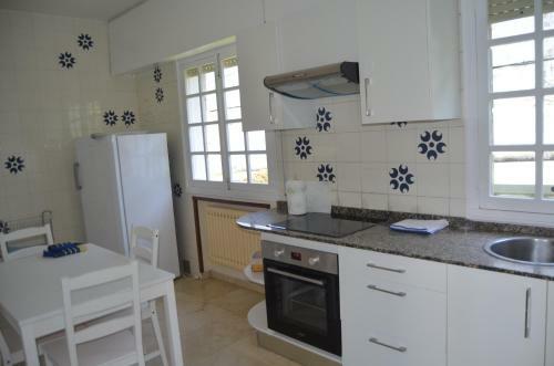 Fant�stica Villa En El Puerto de Pontedeume.