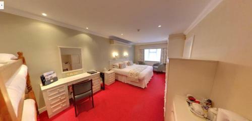 The Consort Hotel