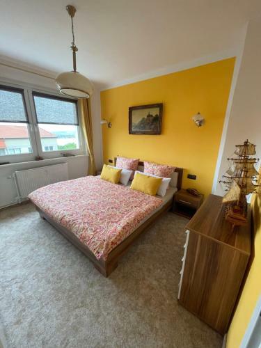 Apartamento Ferienwohnung Panorama In M�cheln