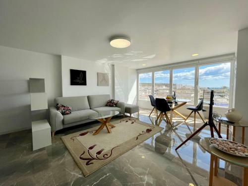 Sea Breeze Apartments First Line By The Sea